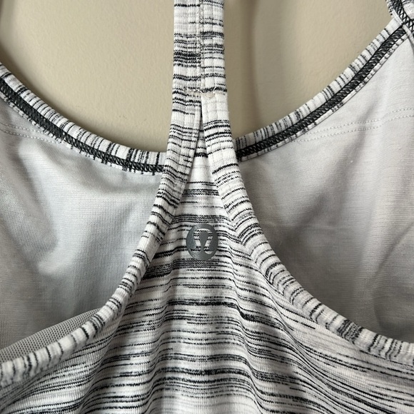 Lululemon Power Y Tank in Wee Are From Space Ice Grey Alpine White size 6 - Picture 5 of 9